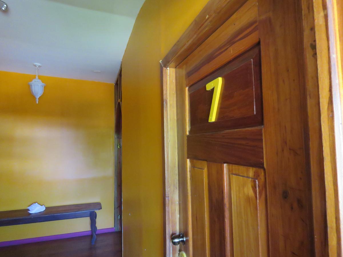 Hostel Mamallena Bocas Del Toro (Adults Only) Dış mekan fotoğraf